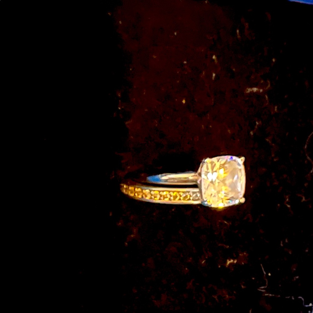 2ct cushion cut solitaire 14k white gold